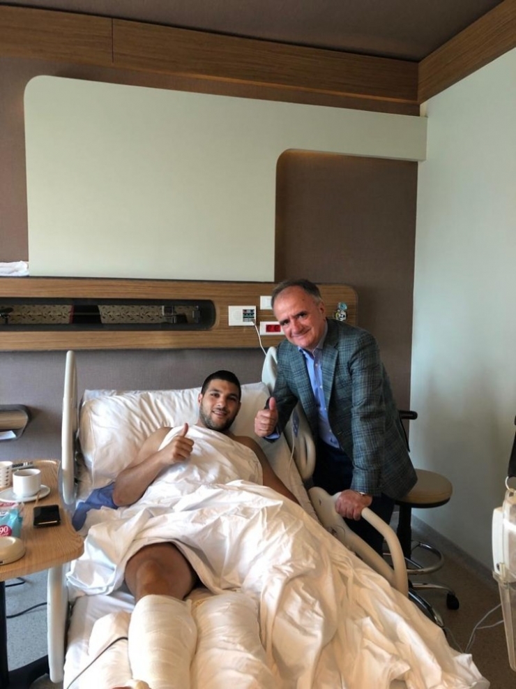 El Kabir Ameliyat Oldu