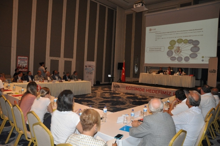 Meral Karaaslan: "Kırtasiye Ürünlerine Gümrük Aşamasında Denetimler Uyguluyoruz"