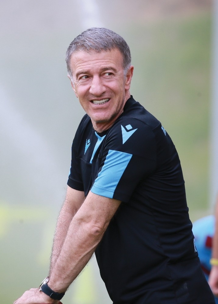 Ahmet Ağaoğlu: "Önümüzde Çok Uzun Bir Yol Var"