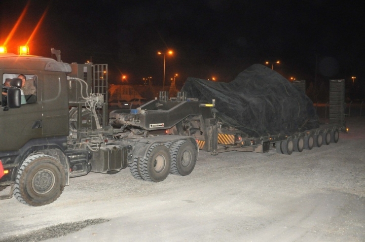 Suriye Sınırına Askeri Sevkiyat