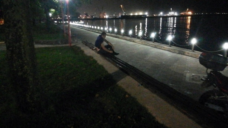 Denize Düştü, Ekipleri Harekete Geçirdi