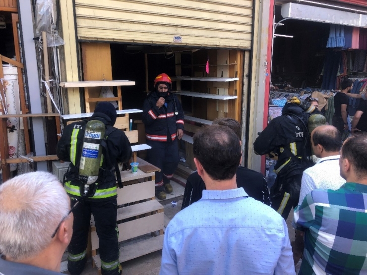 Bursa Tarihi Çarsı’da Korkutan Yangın