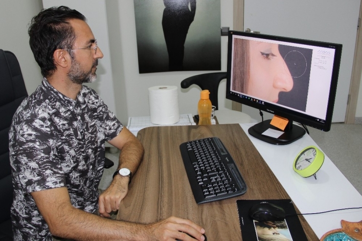 Burun Estetiğinde Türkiye’ye İlgi Artıyor