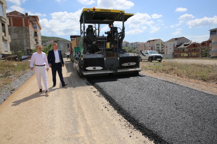 Çayırova’da Asfalt Çalışmaları Sürüyor