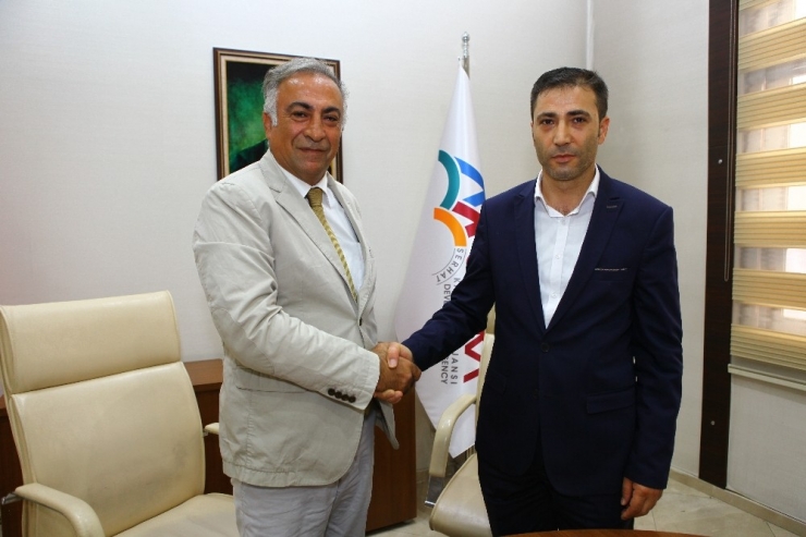 Iğdırlı Çocuklara Yazarlık Eğitimi Verilecek