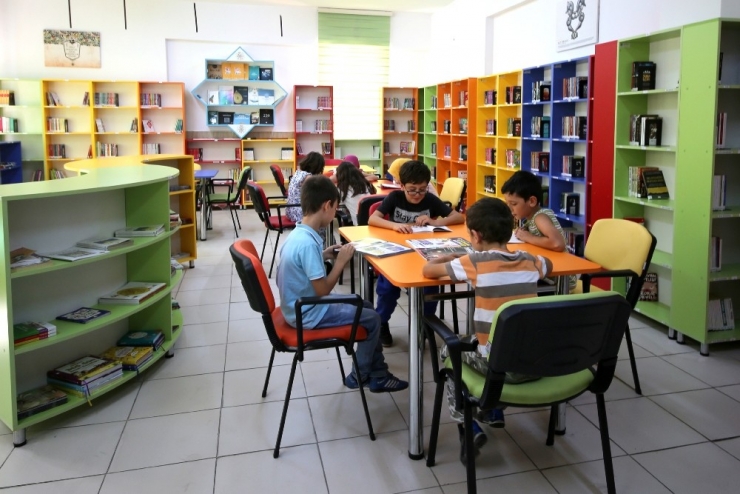 Selçuklu’dan, Kitap Okumaya Büyük Hizmet