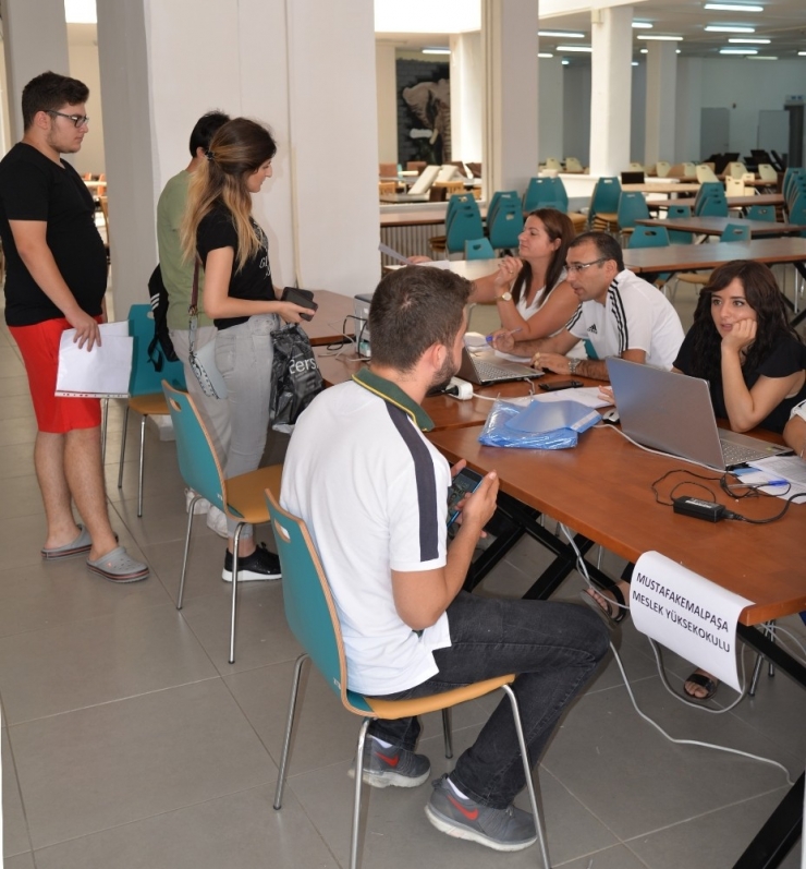 Buü’ye İlgi Her Geçen Gün Artıyor