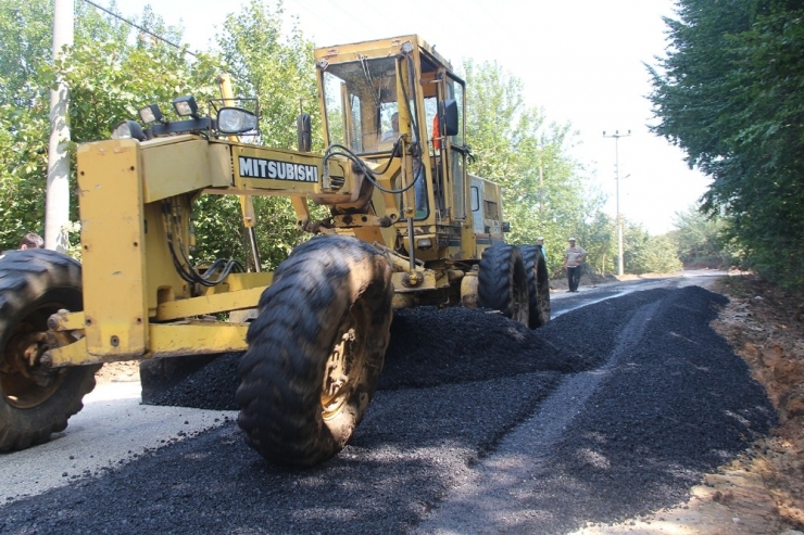 Hendek’te Mahalle Yolları Büyükşehir’le Yenileniyor
