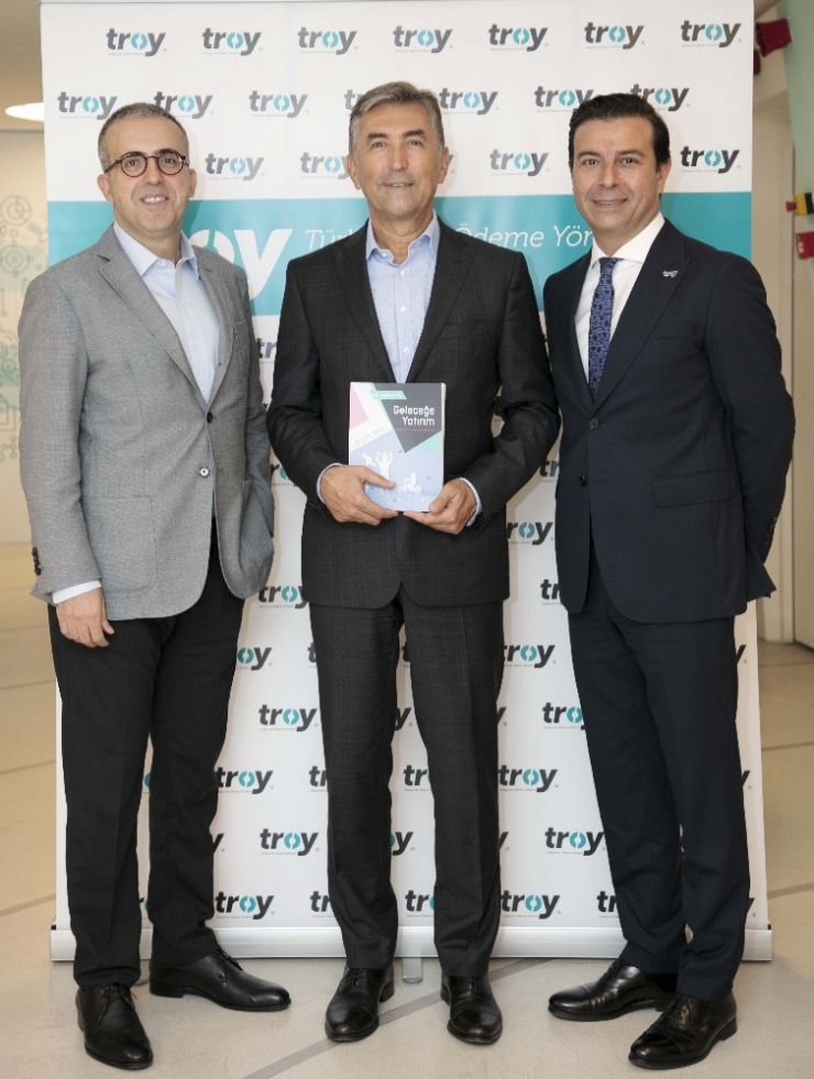 Troy Logolu Kart Adedi 9 Milyona Ulaştı