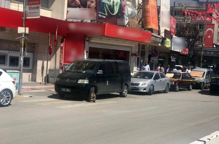 Van’da Şüpheli Çanta Alarmı