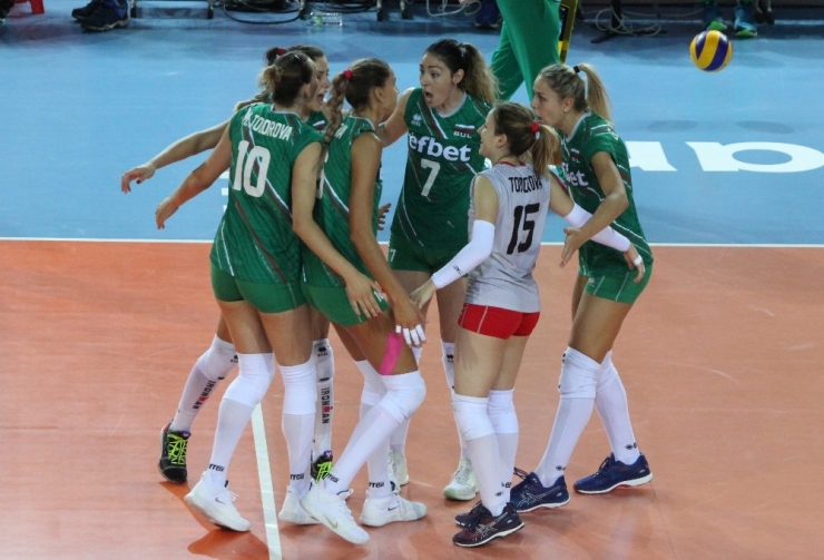 2019 Kadınlar Voleybol Avrupa Şampiyonası A Grubu: Bulgaristan: 3 - Finlandiya: 0