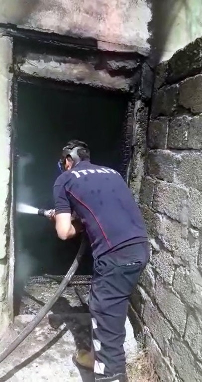 Ağrı’da Kömürlük Yangını