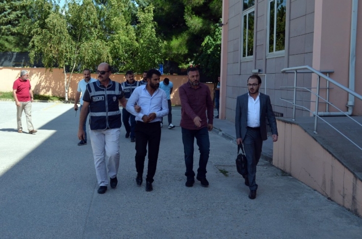 Polis Simitçi Kılığında Dolandırıcılık Şebekesini Çökertti