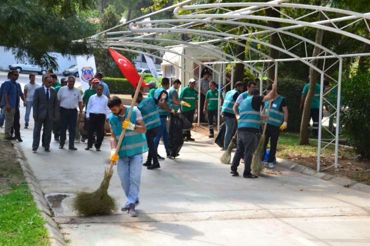 Aydın’da Yükümlüler Pınarbaşı Mesire Alanı’nı Temizledi