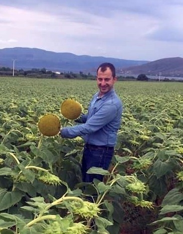 Devrilen Traktörün Altında Kalarak Hayatını Kaybetti