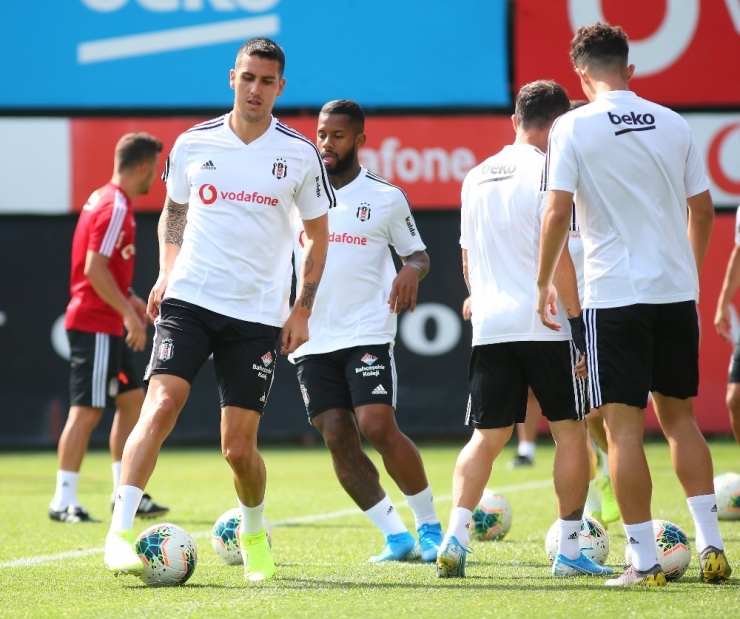 Beşiktaş Kondisyon Ve Taktik Çalıştı