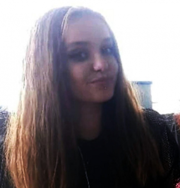 15 Yaşındaki Kız Doğum Gününde Tüfekle Vurularak Öldü