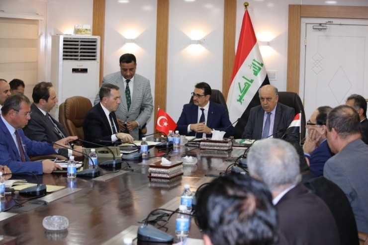 Türkiye İle Irak Arasındaki Ticaret Hacmi 20 Milyar Dolar Olacak