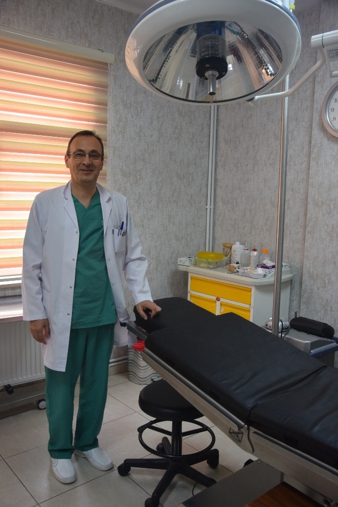 Erkekler İçin Büyük Memelerden Kurtulmak Mümkün