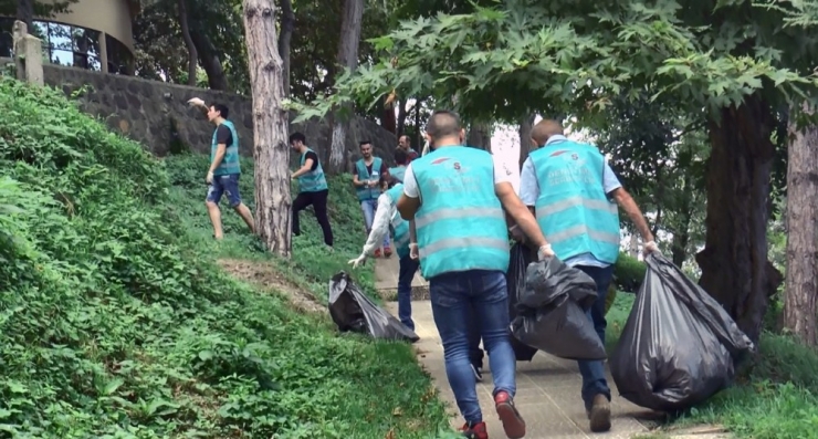 Hükümlüler Çöp Topladı