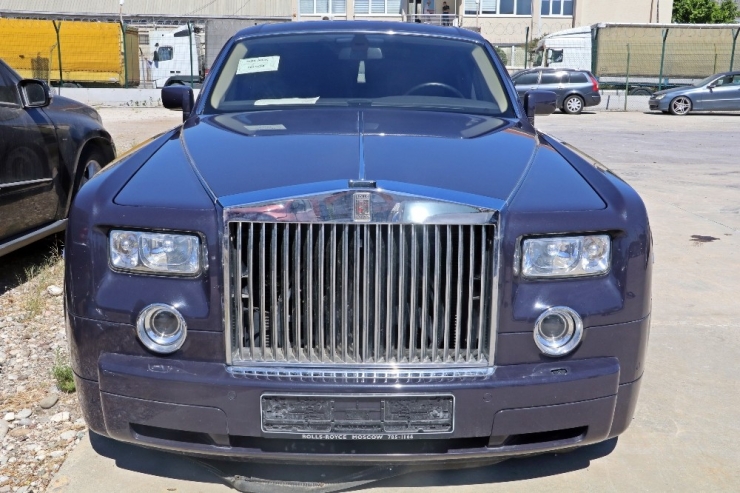 Teminatı Bile Lüks Araç Fiyatında