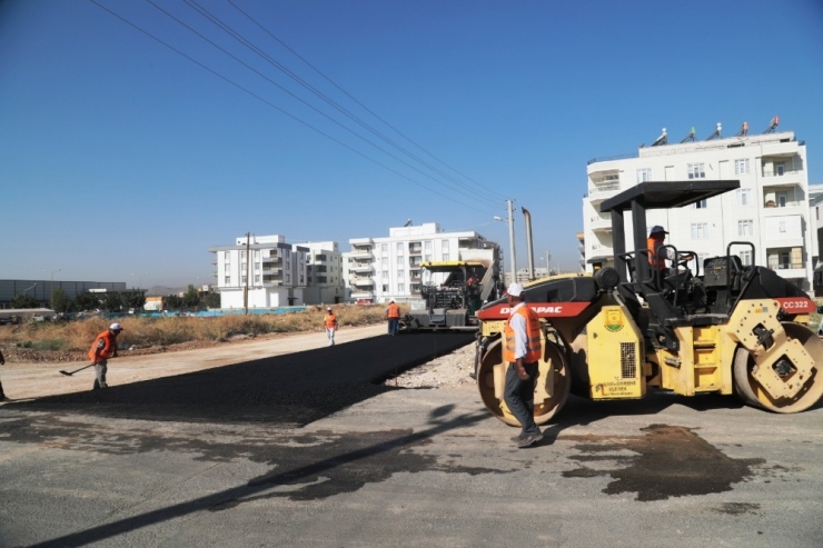 Şanlıurfa’da Asfaltlama Çalışmaları Devam Ediyor