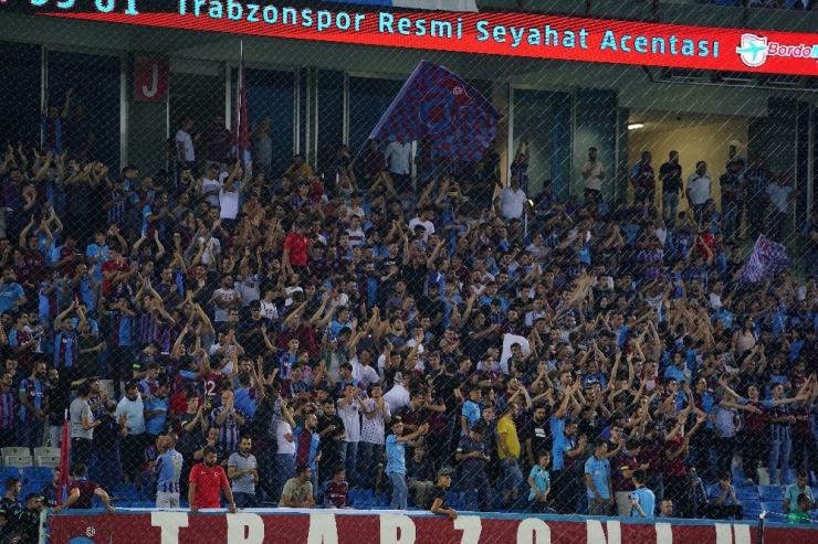 Uefa Avrupa Ligi: Trabzonspor: 0 - Aek: 0 (Maç Devam Ediyor)