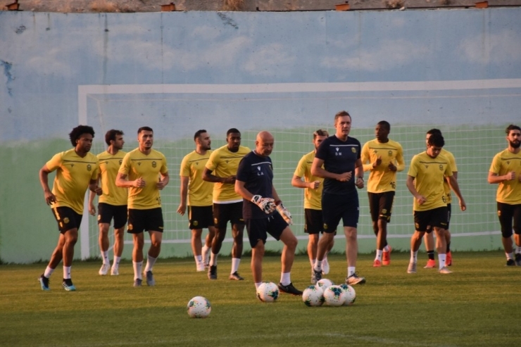 Yeni Malatyaspor’da Alanyaspor Mesaisi Sürüyor