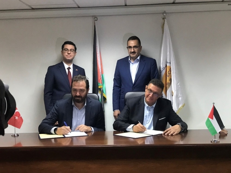 Filistin’e Elektrik Atılımı