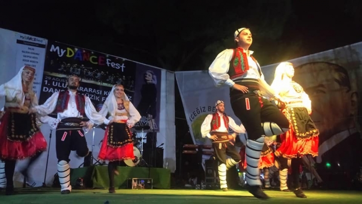 1. Uluslararası Köyceğiz Dans Ve Müzik Festivali Başladı