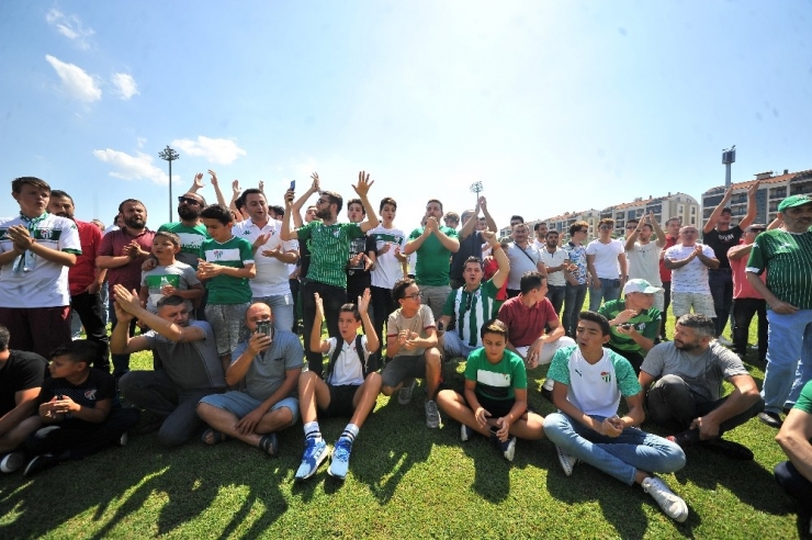 Bursaspor’da Transfer Şov