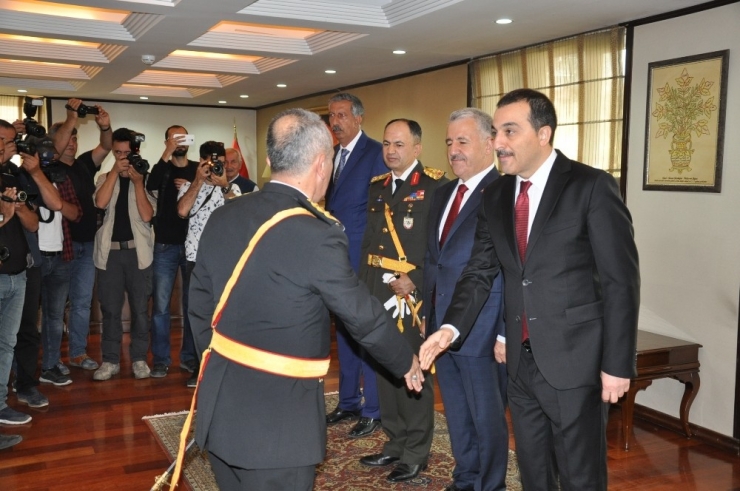 Kars’ta 30 Ağustos Zafer Bayramı Törenle Kutlandı