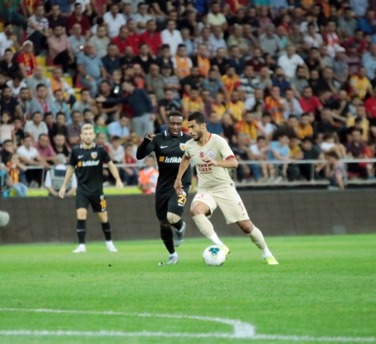 Süper Lig: İstikbal Mobilya Kayserispor: 1 - Galatasaray: 0 (İlk Yarı)