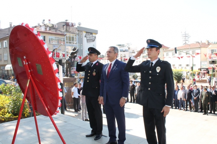 Tosya’da Zafer Bayramı Coşkuyla Kutlandı