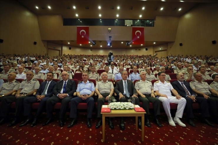 Milli Savunma Bakanı Akar: