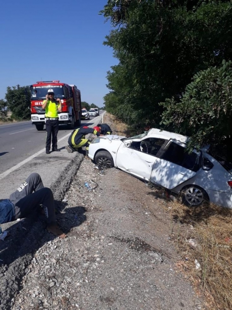 Otomobil Takla Attı: 4 Yaralı