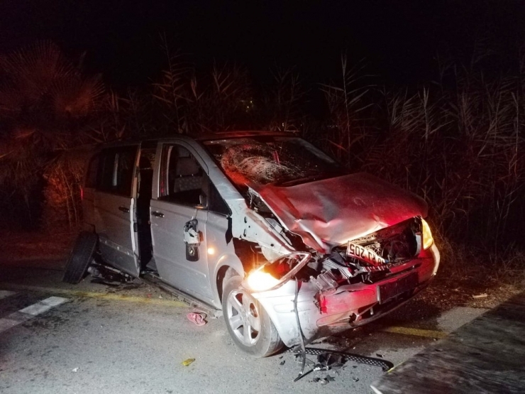 Anne, Baba Ve Kızın Tabutları Yan Yana Dizildi