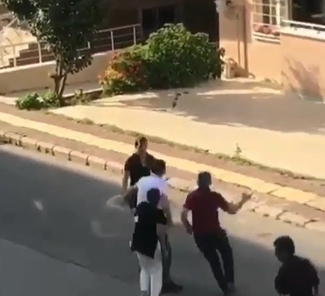 Kurye Ve Müşteri Arbede Kamerada