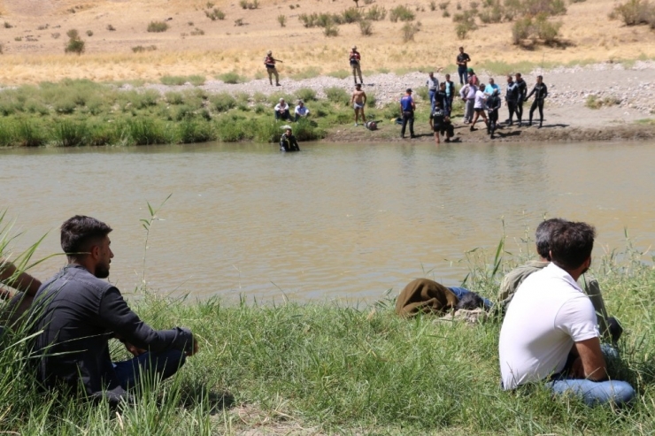 Siirt’te Basur Çay’ına Giren 1 Çocuk Boğuldu