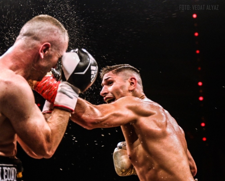 Dünya Devi Türkiye’de Boks Galası Düzenliyor