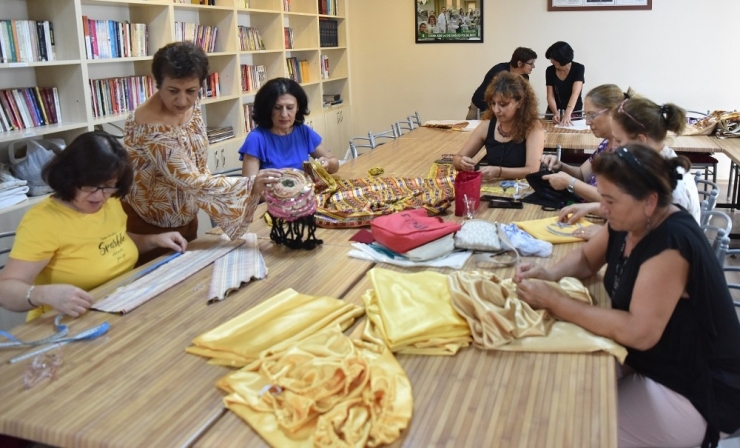 Bu Anneler Çok Mutlu