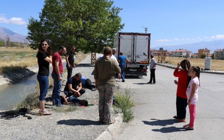 Erzincan’da Kazada Can Pazarı
