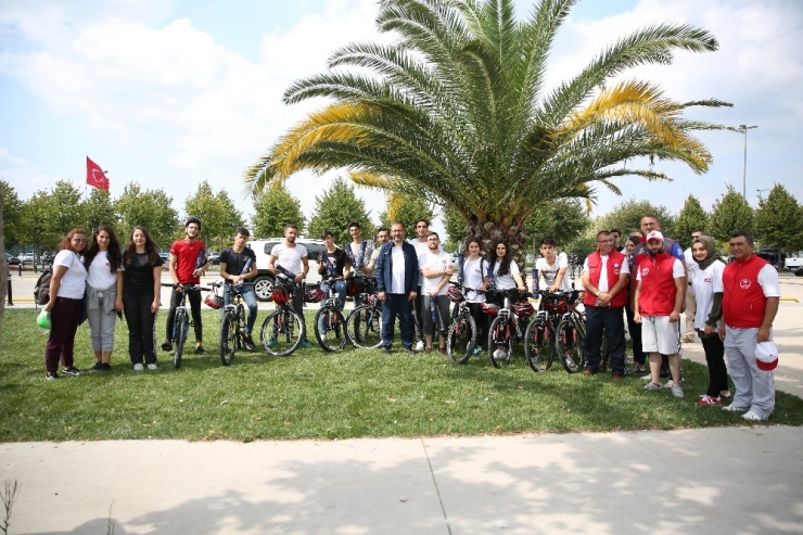 Bakan Kasapoğlu’dan İstanbul’da Bisiklet Turu