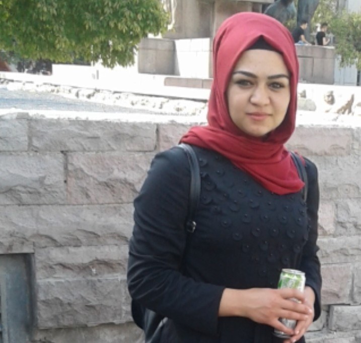 Hakkarili Genç Kız Tır Ehliyeti Aldı