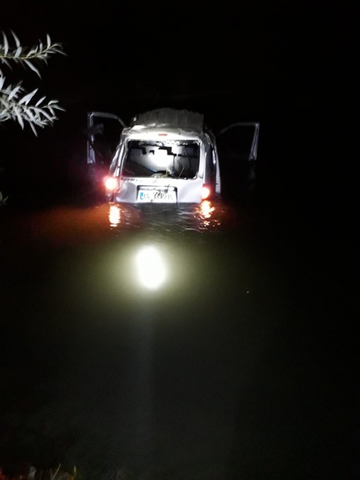 Kahramanmaraş’ta Otomobil Dereye Uçtu: 3 Ölü, 5 Yaralı