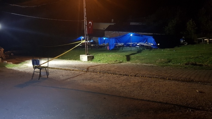 Kınada Muhtarın Silahından Çıktığı İddia Edilen Kurşun Can Aldı