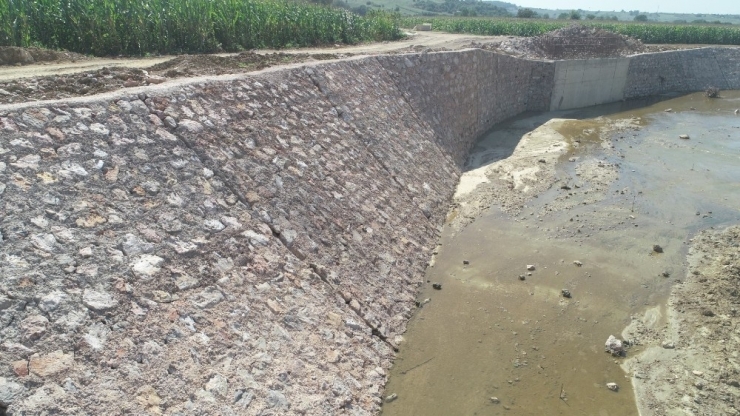 Çavuşlu Ve Çıraklı Köprüsünde Çalışmalar Sürüyor