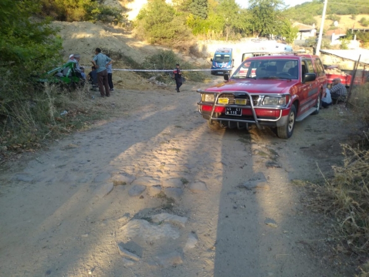 Mahalle Muhtarı Göçük Altında Kalarak Can Verdi