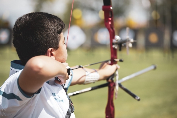 Minik Okçular Bursa’da Yarıştı