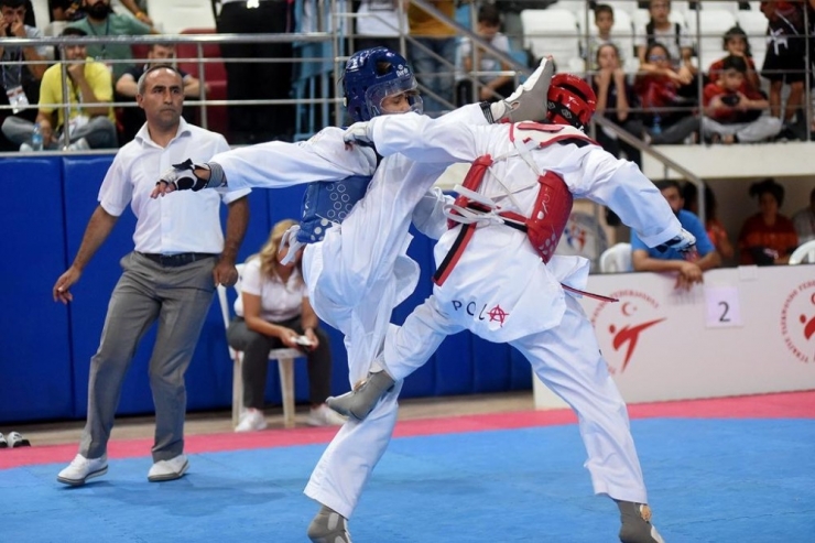Türkiye Şampiyonu Tekvandocu Avrupa’da Ülkemizi Temsil Edecek